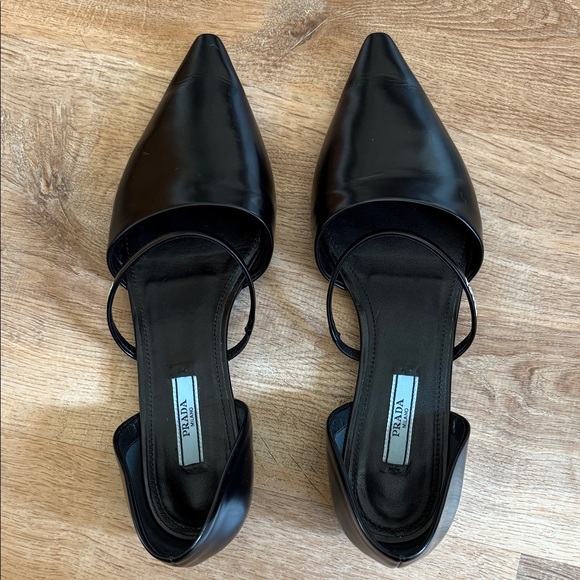 Prada Black Patent Leather Flats Size 38 - Picture 3 of 10